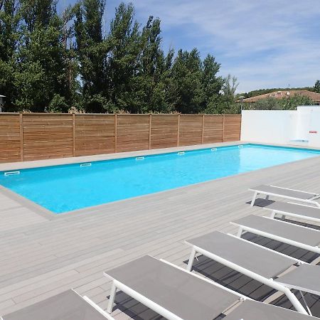 Les Jardins D'Athena Aparthotel Éguilles Exteriör bild