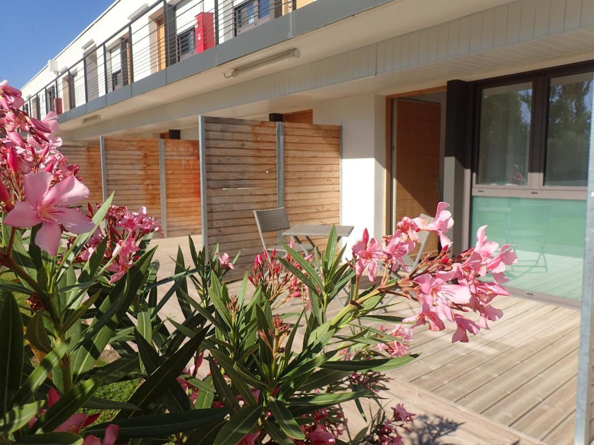 Les Jardins D'Athena Aparthotel Éguilles Exteriör bild