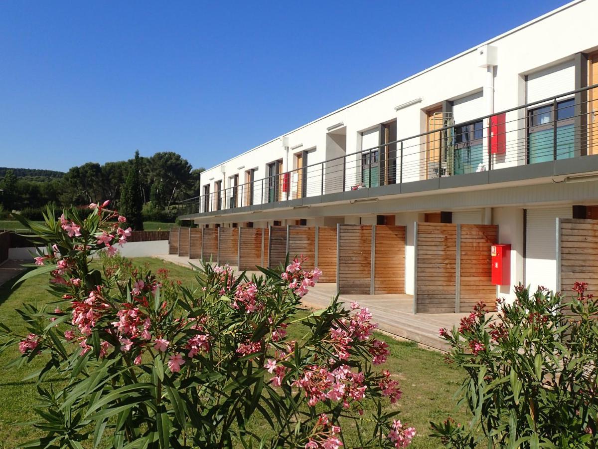 Les Jardins D'Athena Aparthotel Éguilles Exteriör bild