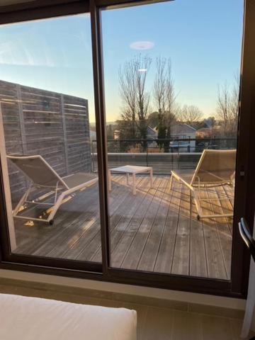 Les Jardins D'Athena Aparthotel Éguilles Exteriör bild