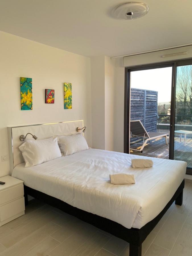 Les Jardins D'Athena Aparthotel Éguilles Exteriör bild